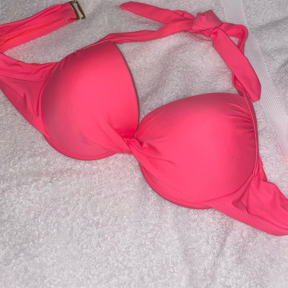 Tahiti Twist Front Push-up Bikini Top Size M